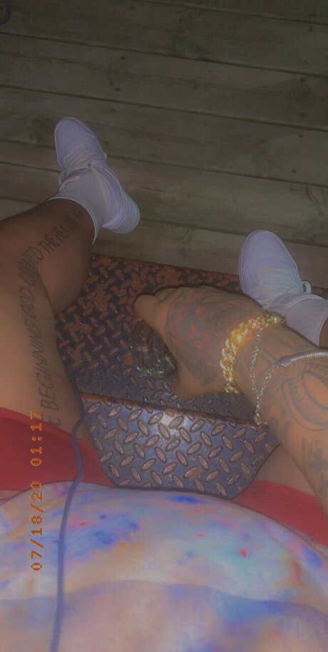 LookDONTstare onlyfans leak