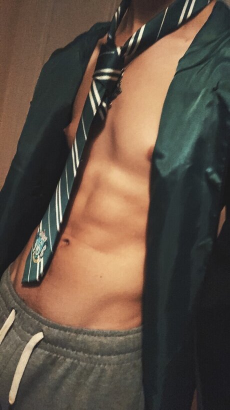 Nerd Nextdoor strip onlyfans