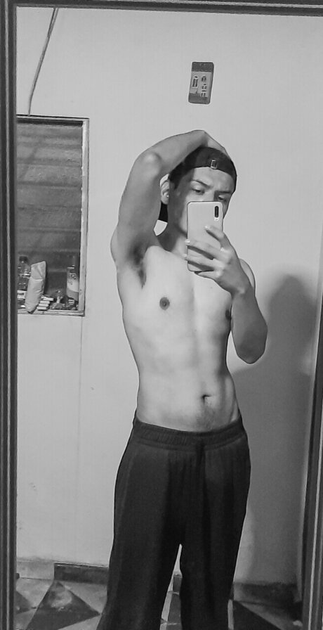 Mario Menjivar leaked onlyfans