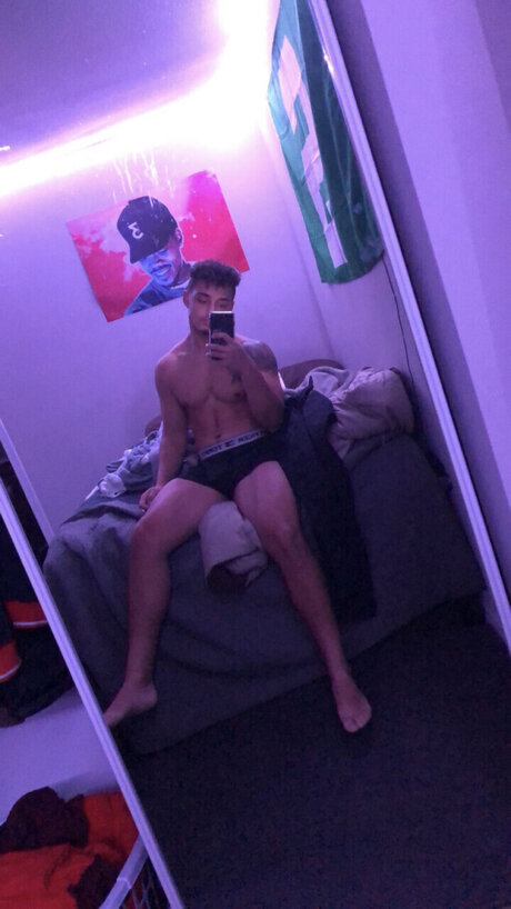 onlyforthefans only fans pic