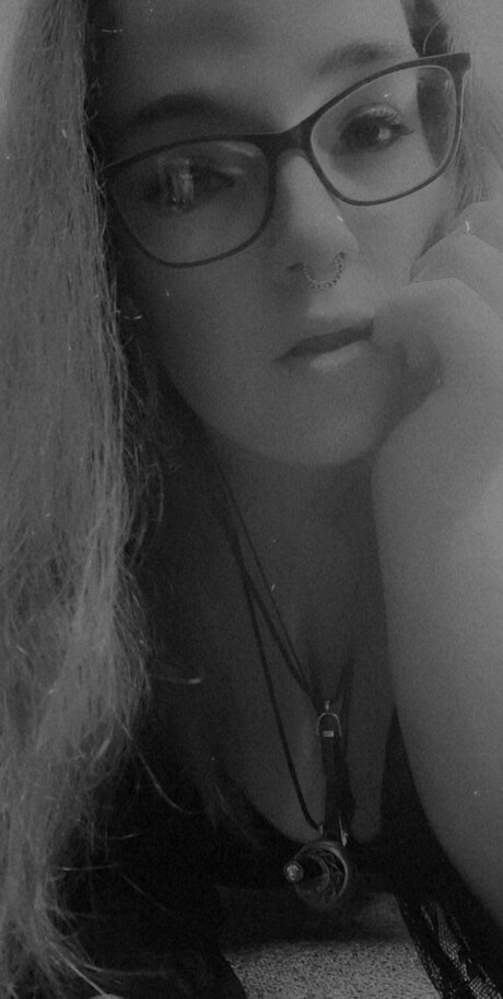 Misadventures25 onlyfans desnuda