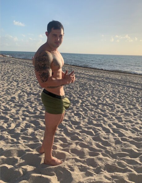 Yunior Estrada onlyfans nude content