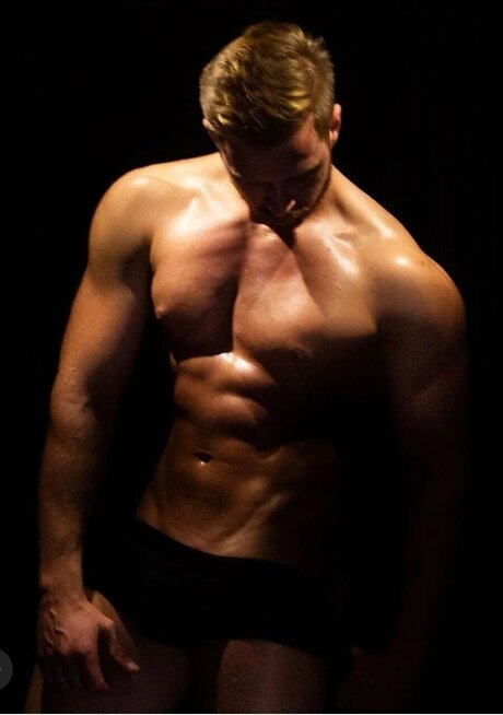 Oll ri Robi VIP onlyfans star