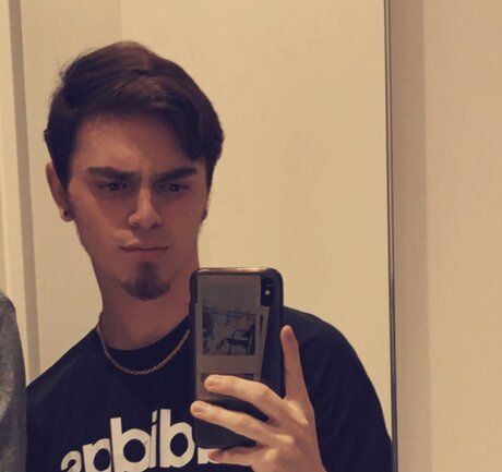 Chase Lanston only fans photos