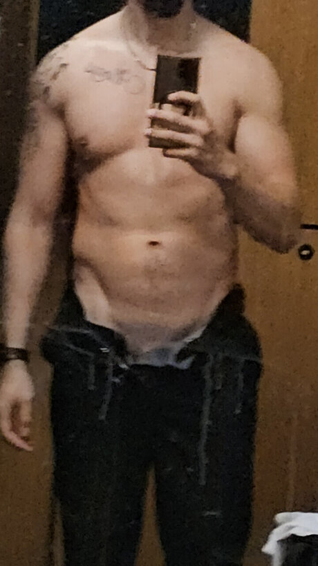 SculptedStud only fans content