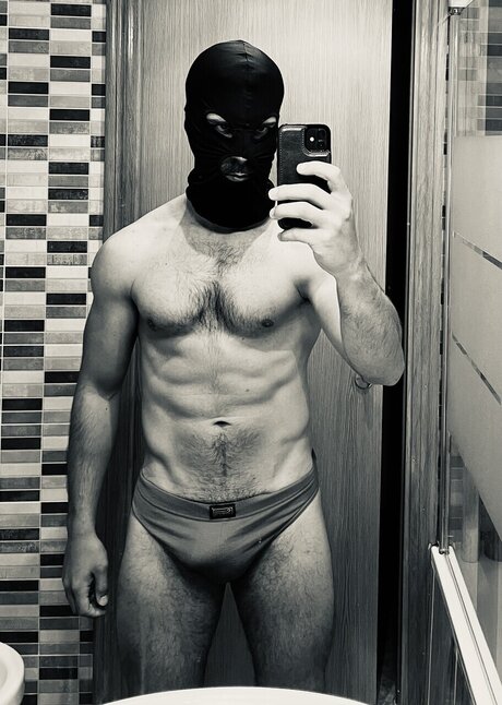 Masked Stud onlyfans nudes leaked