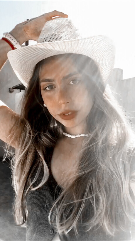 jael bertte avila onlyfans sextape