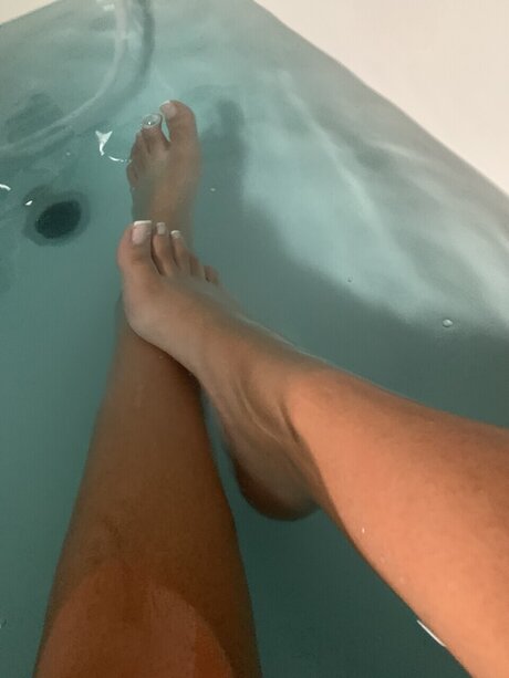 Feet baddie nude onlyfans leaked