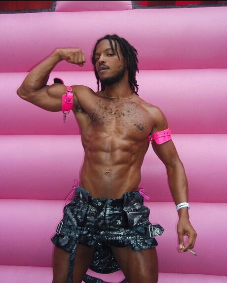 Curacao Blue onlyfans strip tease