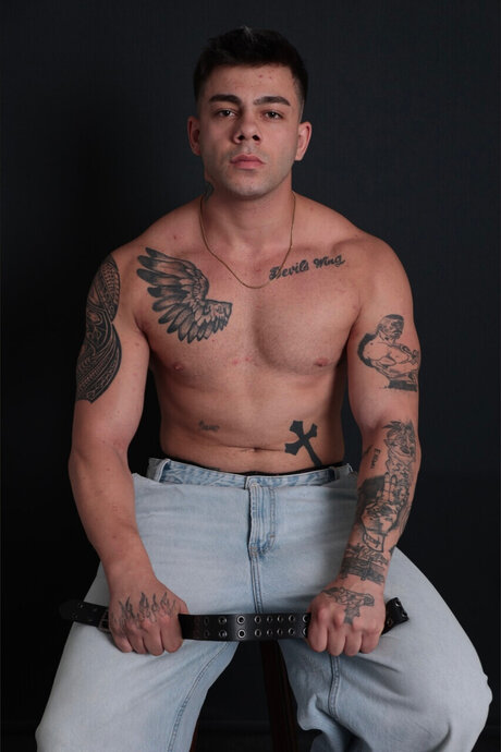 ALAXANDROS onlyfans sexy