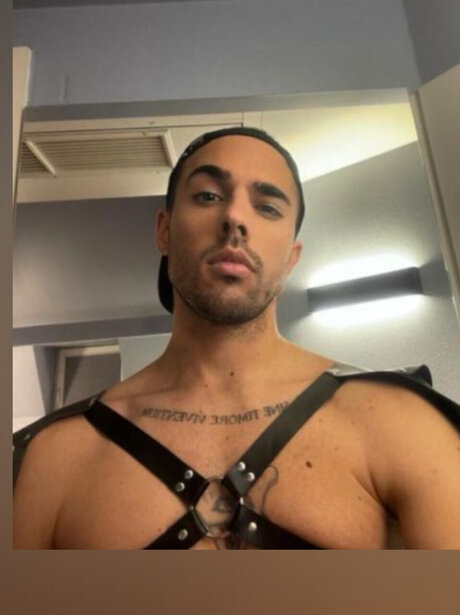 Felixx Reyes onlyfans uncensored