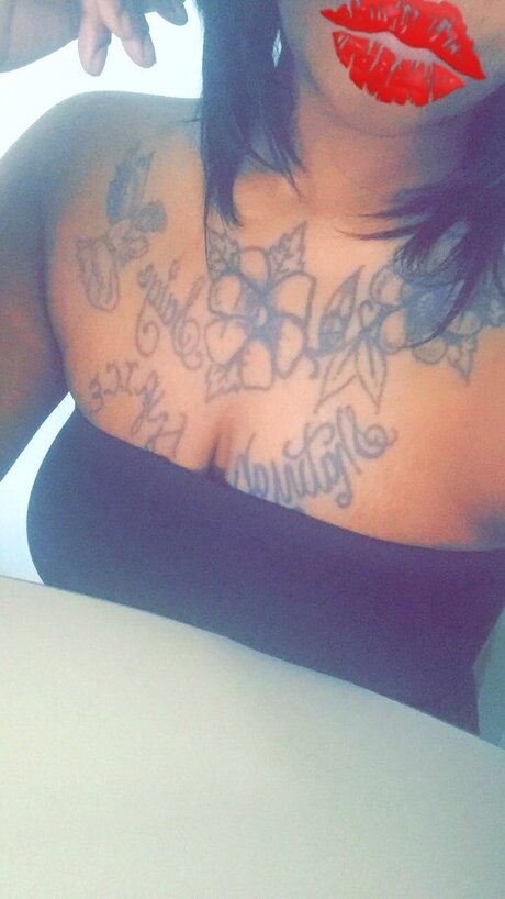 Moneeey onlyfans hot