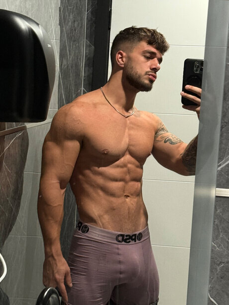 FreakyFitKing leak onlyfans porn