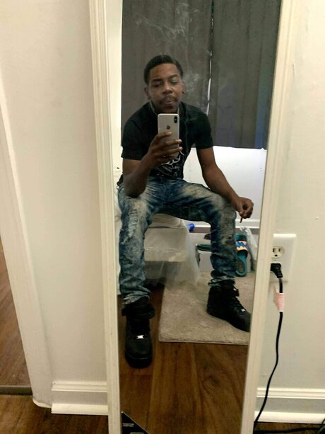 Thevibe ent onlyfans leajs