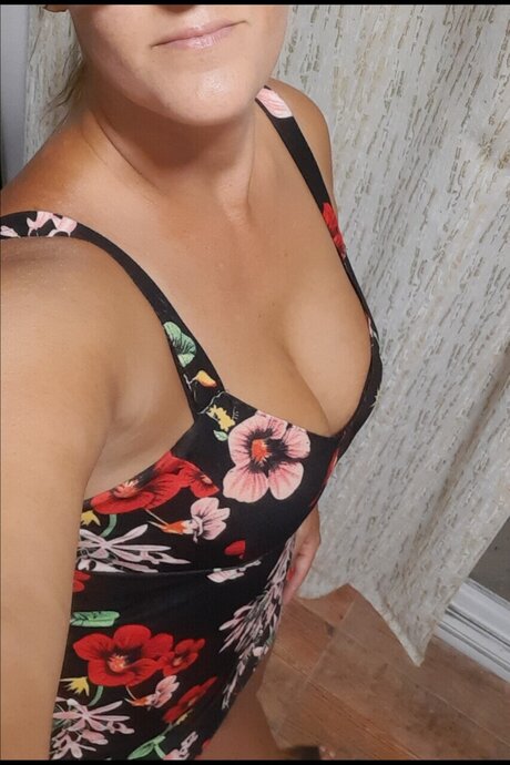 Virginia10 onlyfans nude photos