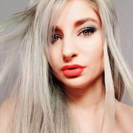 NINNA KATTHE onlyfans naked pics