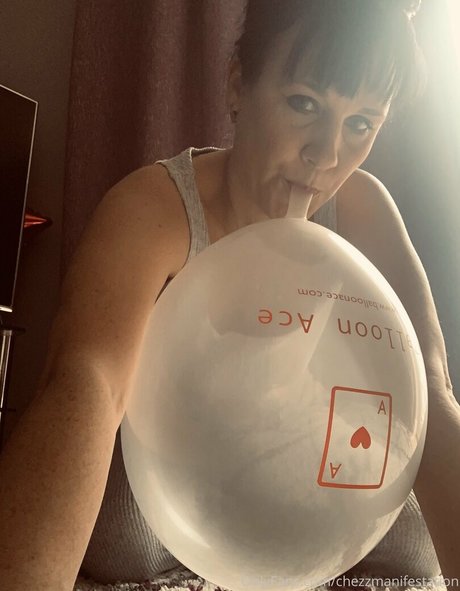 chezzmanifestation onlyfans nude leaked