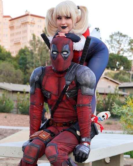 Raineemery onlyfans leak