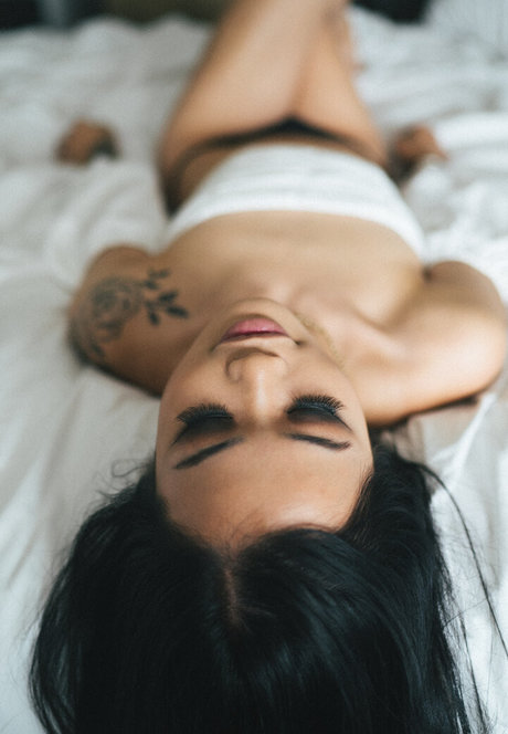 Sarinasong strip onlyfans