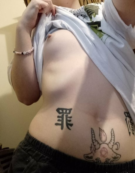 petite enfer xxx onlyfans