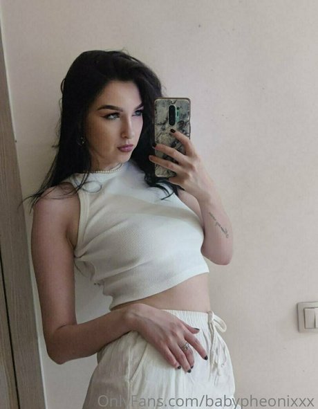 babypheonixxx naked onlyfans leaked
