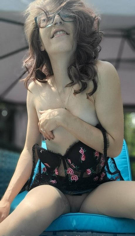 bellaenchantressxxx onlyfans leaks nudes