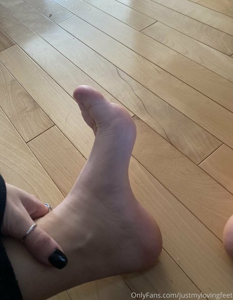 justmylovingfeet nude only fans leaks