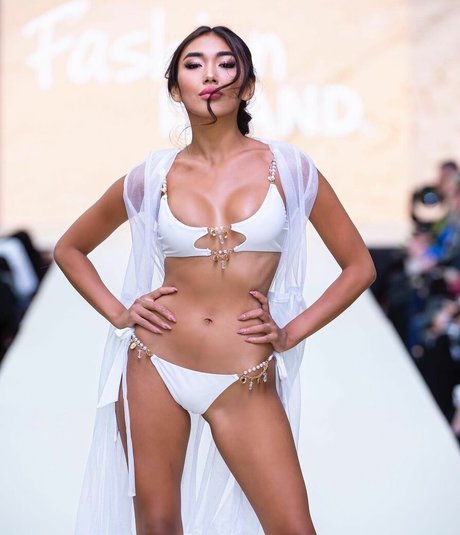 Asya Sun leaked only fans porn