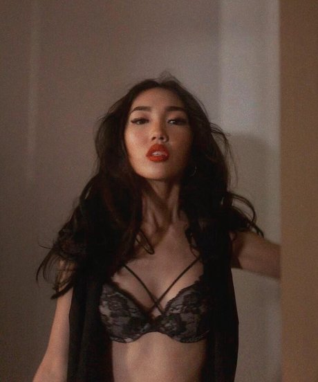 Asya Sun onlyfans naked leak