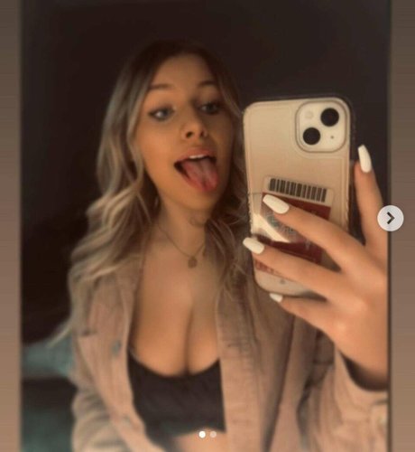 Mackenzie Spohn onlyfans naked pics