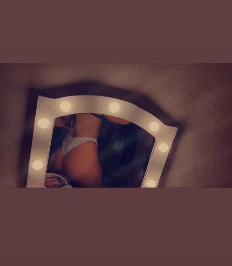 gangbang onlyfans free nude image