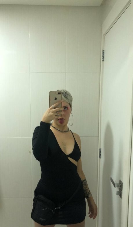 Madu Garbin nudes only fans