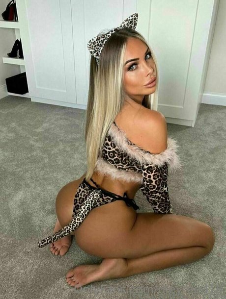 rileyreed18 nude only fans leaks