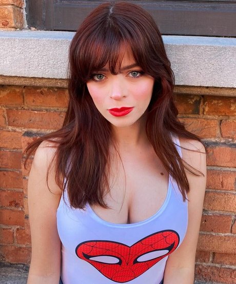 Sally LoMonaco onlyfans page