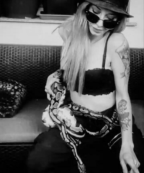 artnvenom onlyfans pictures