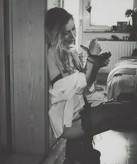 artnvenom onlyfans leak sex