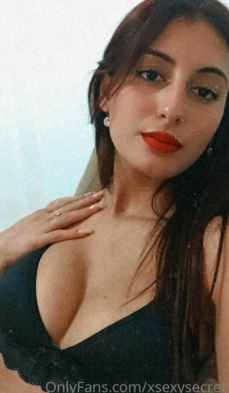xsexysecret onlyfans model photo