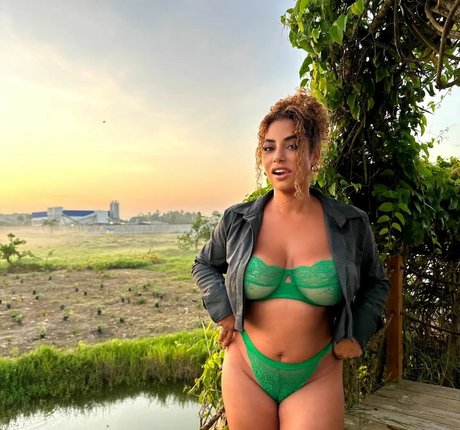 yinamenez onlyfans xx