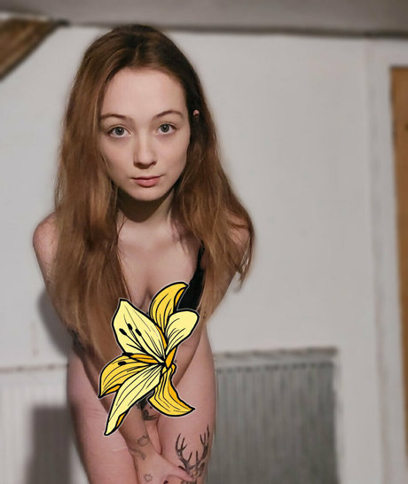 lesbian strapon onlyfans nude pictures