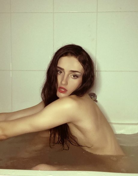 Venus Moorez onlyfans leams