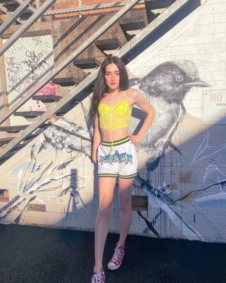 Venus Moorez onlyfans boobs