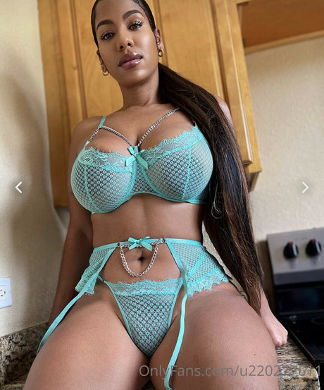 non nude onlyfans erotic selfie