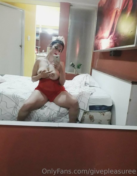 givepleasuree onlyfans nudes