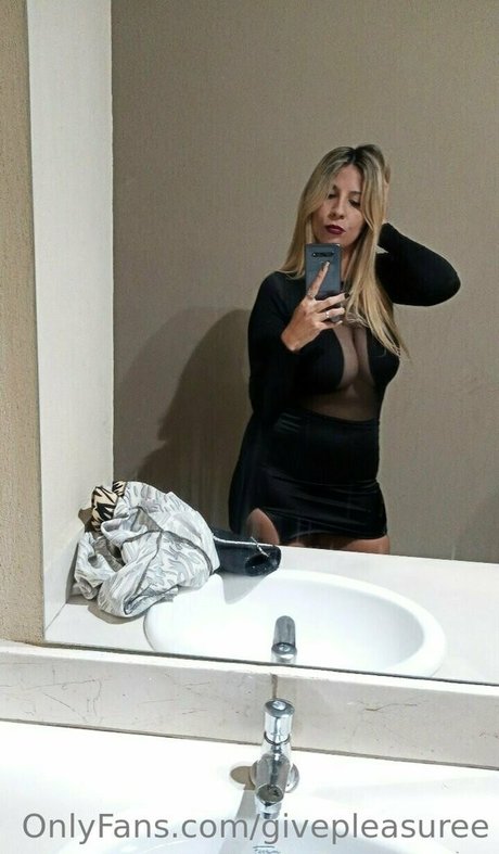 givepleasuree Profile pic