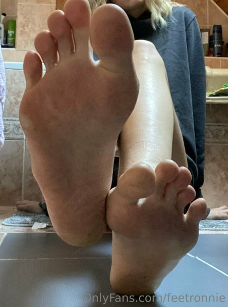 feetronnie leaked nude onlyfans