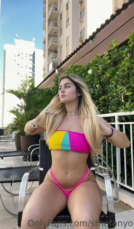Sthefany Oliveira onlyfans strip