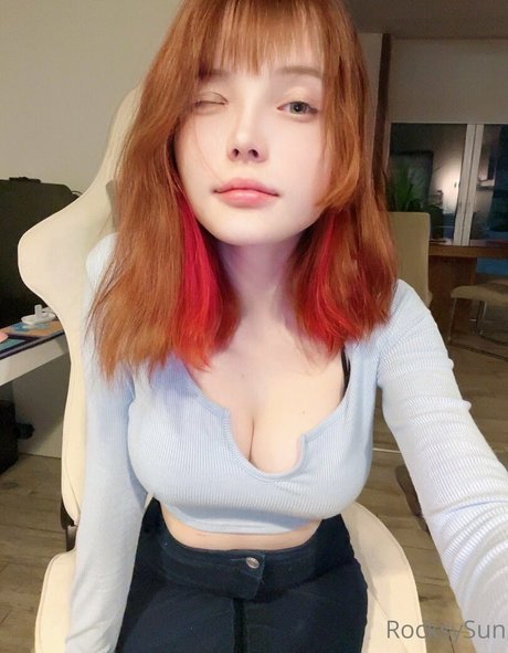 AlisaPikaPika onlyfans nude pics