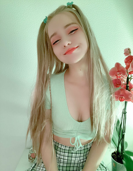 Rachel Blossom leaks only fans