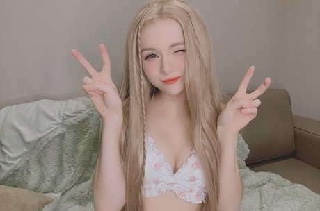 Rachel Blossom naked onlyfans