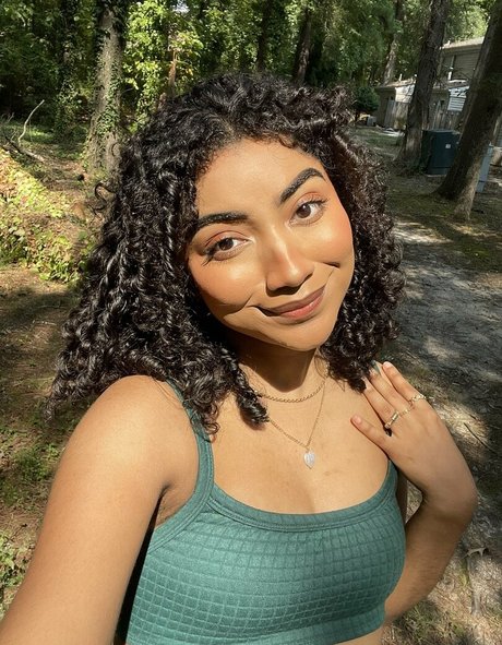 krystalogy is on onlyfans